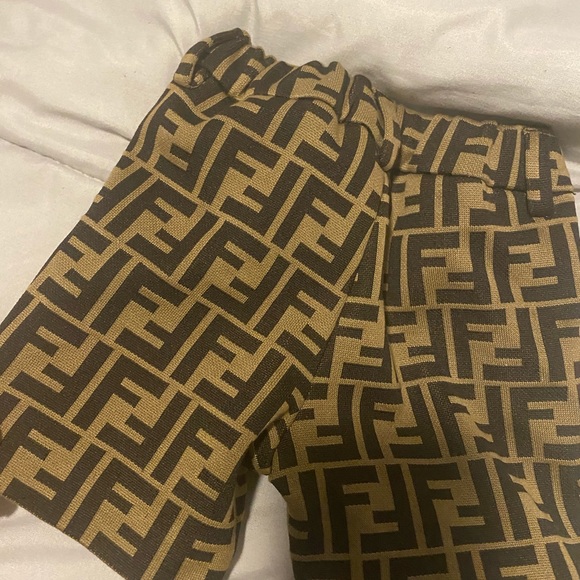 Fendi infant boy shorts - Picture 5 of 8